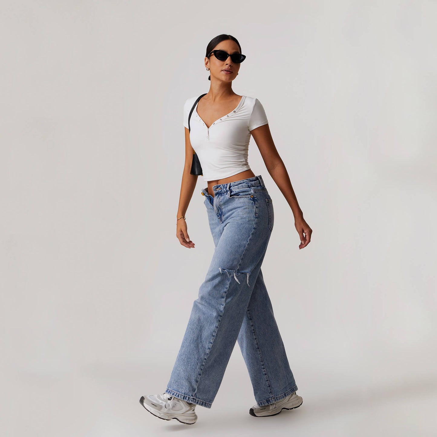 Button V-neck Crop Top