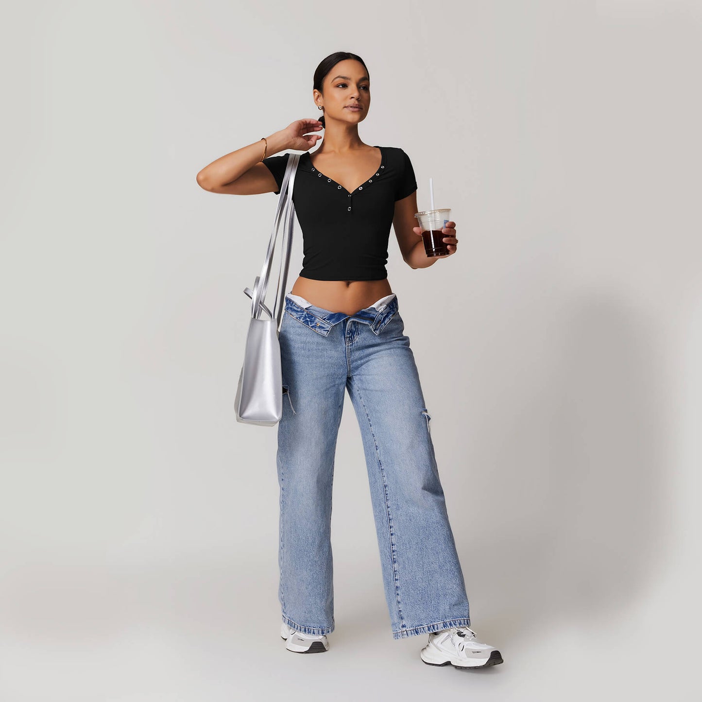 Button V-neck Crop Top